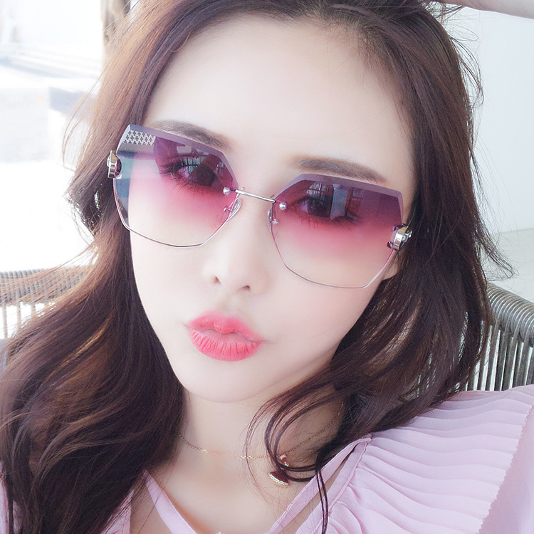 Sunglass